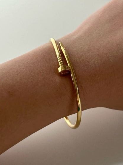 Gold Nail Waterproof bracelet
