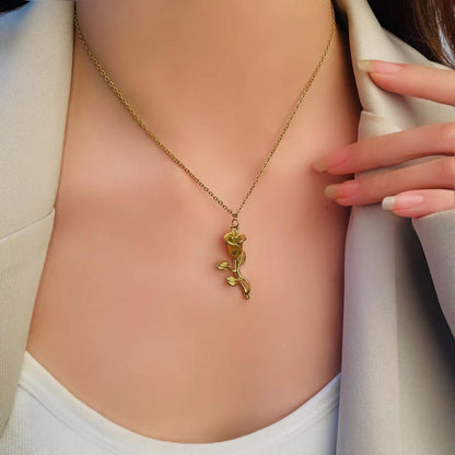 Rose Pendant Necklace