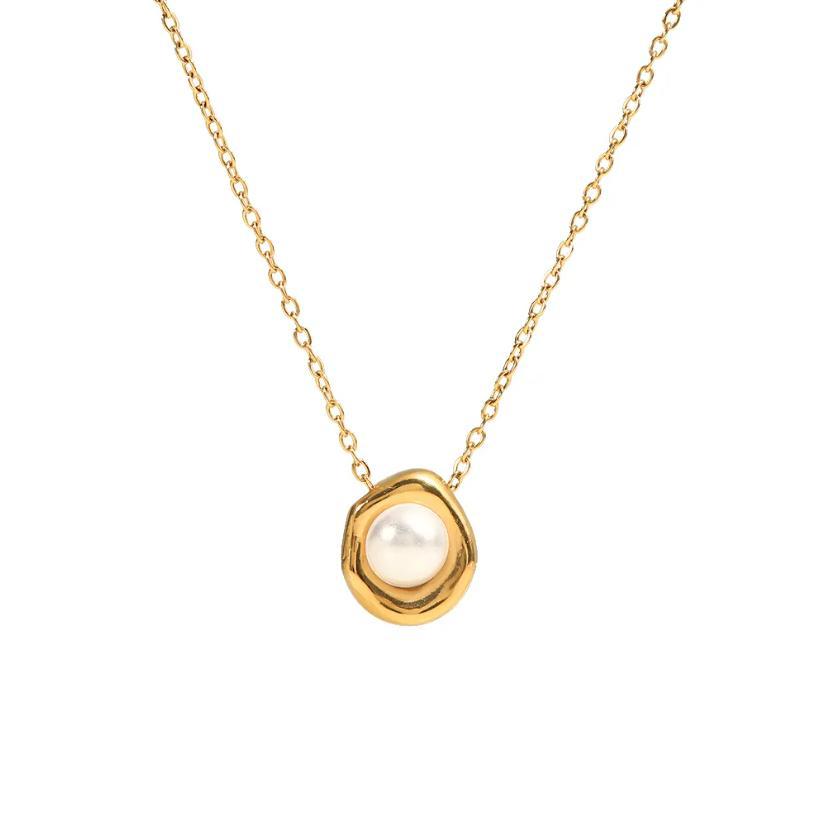 Pearl Pendant Necklace